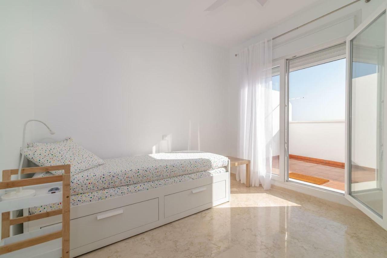 Apartamento Recently Decorated 2Bdr Penthouse In Fuengirola Exterior foto